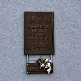 Pamětní deska Jaroslava Hlaďa